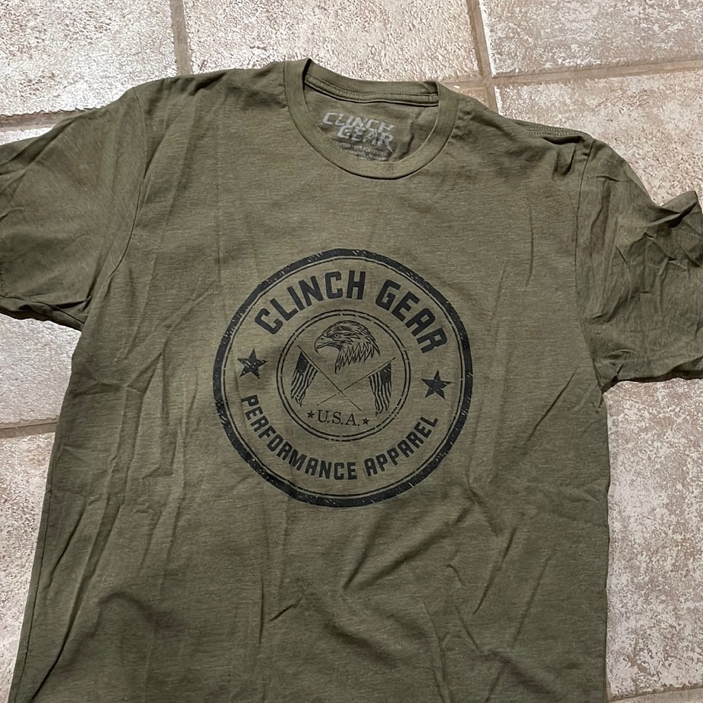 Men’s CLINCH gear t shirt